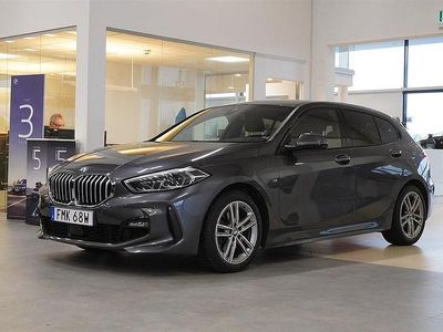 Mineralgrå metallic Begagnad 2020 BMW 118 M Sport Halvkombi | 259 800 kr (Dyr)