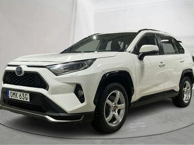 Vit Begagnad 2021 Toyota RAV4 Active | 190 000 kr