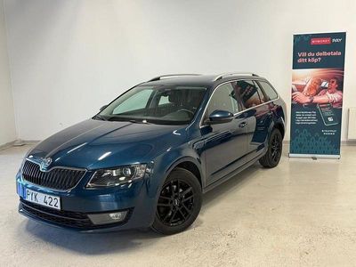 Begagnad Skoda Octavia Elegance 105 HK (77 kW) 2014 Mörkblå (blå) Kombi
