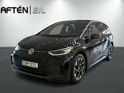 Begagnad VW ID.3 Pro Performance 239 kW (326 HK) 2024 Svart Halvkombi