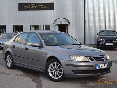 Begagnad Saab 9-3 Linear 176 HK (129 kW) 2005 Ljusgrå (grå) Sedan
