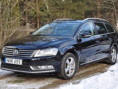 Svart Begagnad 2013 VW Passat Kombi | 119 900 kr