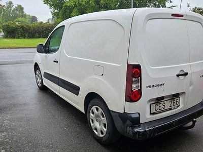 Begagnad 2013 Peugeot Partner Minibuss | 59 500 kr (Lite dyr)