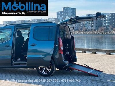 Kiama blue Ny 2025 Peugeot Rifter Minibuss | 479 000 kr