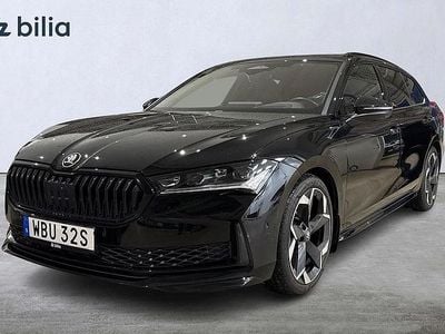 Svart Begagnad 2024 Skoda Superb SportLine Kombi | 479 000 kr (Dyr)