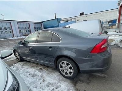 Begagnad Volvo S80 Momentum 145 HK (106 kW) 2009 Grå Sedan