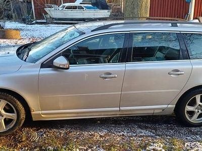 Silver Begagnad 2010 Volvo V70 Kombi | 37 000 kr (Bra pris)