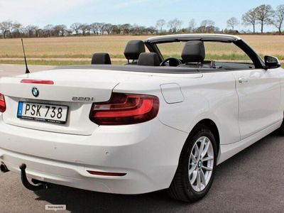 begagnad BMW 220 i Convertible Steptronic Advantage Euro 6