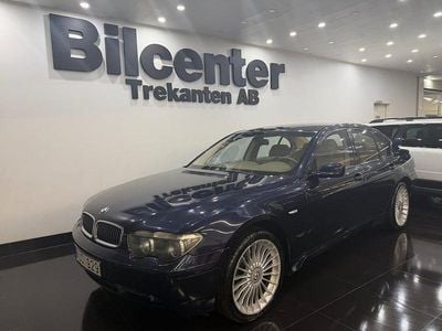 Mörkblå Begagnad 2003 BMW 745 Sedan | 129 900 kr