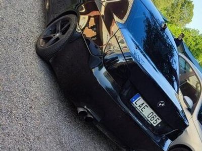 BMW 523