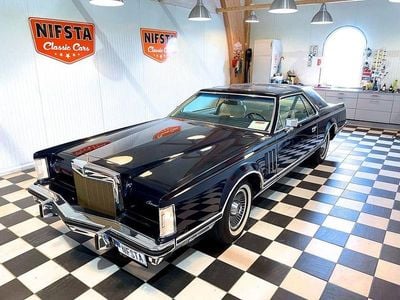 Begagnad Lincoln Continental 182 HK (133 kW) 1979 Blå Sportkupé