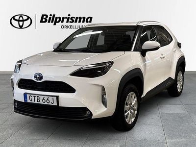 Vit Begagnad 2023 Toyota Yaris Hybrid Active | 249 900 kr (Marknadspris)