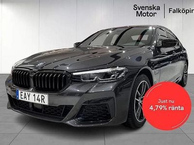 Grå Begagnad 2022 BMW 530e M Sport Sedan | 469 900 kr (Dyr)