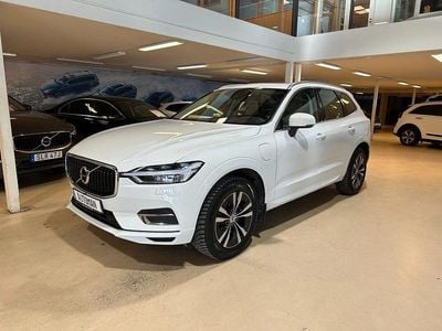 Begagnad Volvo XC60 Momentum 392 HK (288 kW) 2020 Vit SUV