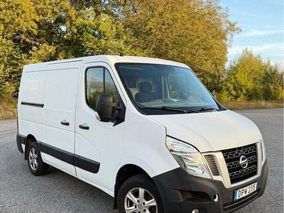 Nissan NV400