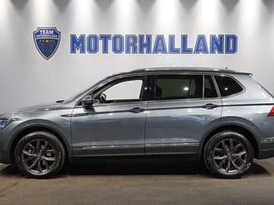 Grå Begagnad 2023 VW Tiguan Allspace SUV | 369 900 kr (Lite dyr)