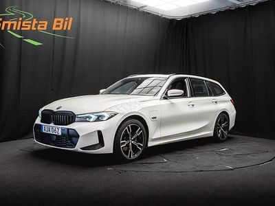 Vit Begagnad 2023 BMW 330 M Sport Kombi | 349 900 kr