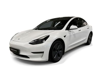 Begagnad Tesla Model 3 Long Range AWD 366 kW (498 HK) 2021 Vit Sedan