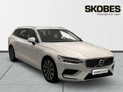 Vit Begagnad 2024 Volvo V60 Core Kombi | 429 600 kr (Lite dyr)