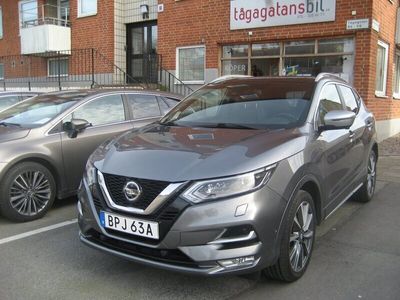 begagnad Nissan Qashqai 1.3 DIG-T DCT Euro 6 Panorama Aut 19´ Nappa