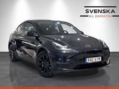 Begagnad Tesla Model Y Long Range AWD 378 kW (514 HK) 2022 Svart SUV