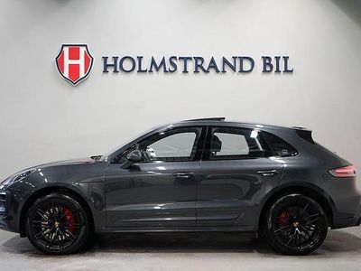 Grå Begagnad 2023 Porsche Macan GTS SUV | 939 900 kr (Marknadspris)