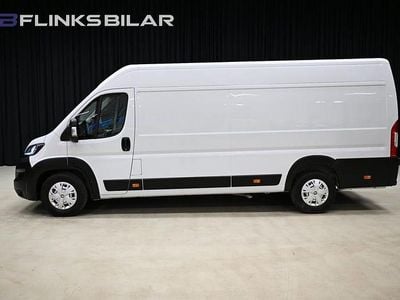 Begagnad Peugeot Boxer 165 HK (121 kW) 2023 Vit Van