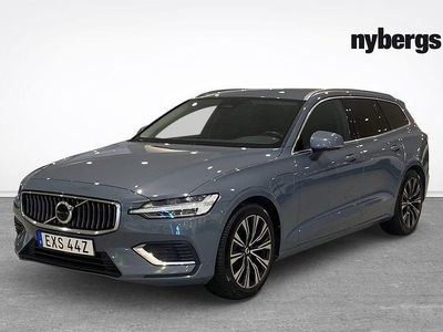 Grå Begagnad 2023 Volvo V60 Core Kombi | 319 000 kr