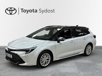 Vit Begagnad 2024 Toyota Corolla Kombi | 358 000 kr (Dyr)