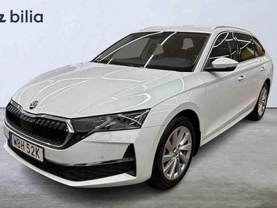 Vit Begagnad 2025 Skoda Octavia Kombi | 319 500 kr (Bra pris)