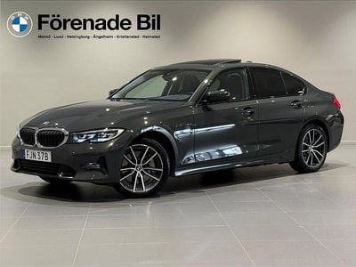 Begagnad BMW 330e Sport Line 184 HK (135 kW) 2019 Grå Sedan