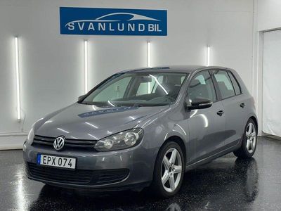 Mörkgrå Begagnad 2011 VW Golf VI Halvkombi | 59 800 kr (Dyr)