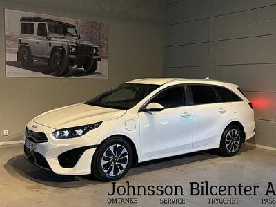 Begagnad Kia Ceed Sportswagon Advance 105 HK (77 kW) 2021 Vit Kombi
