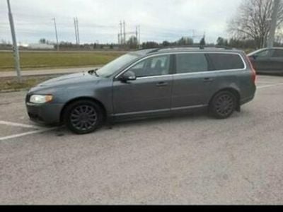 Grå Begagnad 2010 Volvo V70 Momentum Kombi | 33 900 kr (Bra pris)