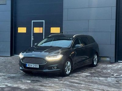 Begagnad Ford Mondeo Titanium 180 HK (132 kW) 2015 Grön Kombi