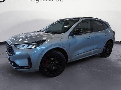 Solar silver metallic Ny 2025 Ford Kuga ST-Line X SUV | 499 000 kr