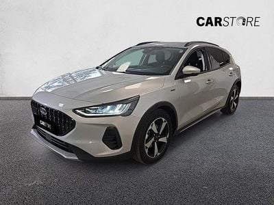 Grå Begagnad 2023 Ford Focus Active | 214 900 kr
