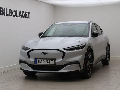 Begagnad Ford Mustang Mach-E Standard Range 275 kW (375 HK) 2022 Vit SUV
