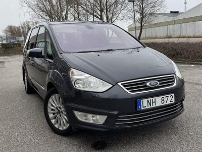 Grå Begagnad 2010 Ford Galaxy Titanium Minibuss | 79 900 kr (Dyr)