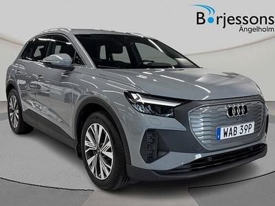 Grå Begagnad 2022 Audi Q4 e-tron Proline SUV | 329 000 kr (Bra pris)