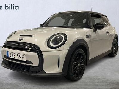 Silver Begagnad 2022 Mini Cooper SE Essential Halvkombi | 204 900 kr (Marknadspris)