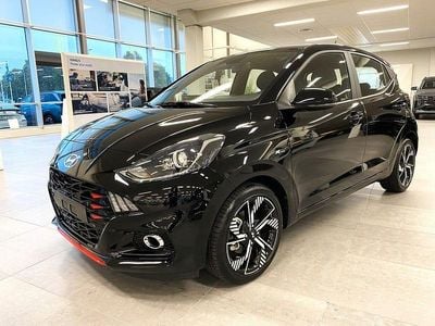 Svart Ny 2025 Hyundai i10 N Line Halvkombi | 218 400 kr (Marknadspris)