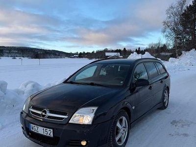 Begagnad 2005 Opel Vectra | 17 000 kr