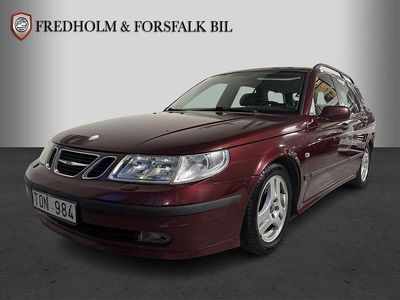 Begagnad Saab 9-5 Aero 250 HK (183 kW) 2002 Mörkröd Kombi