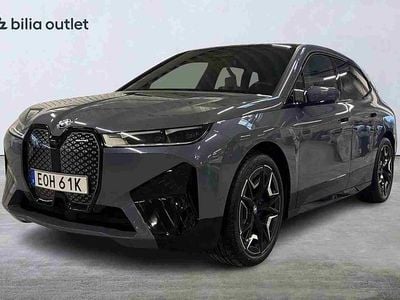 Grå Begagnad 2024 BMW iX Exclusive SUV | 589 900 kr (Bra pris)