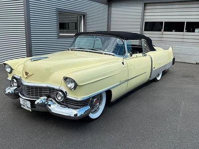 Ljusgul Begagnad 1954 Cadillac Eldorado Sportkupé | 995 000 kr
