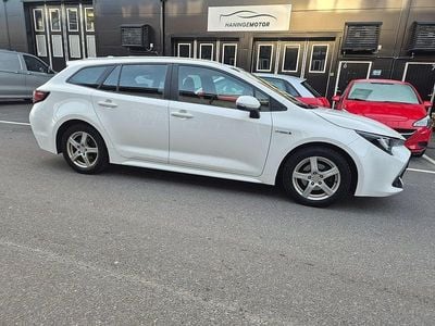 Begagnad Toyota Corolla 122 HK (89 kW) 2019 Vit Kombi
