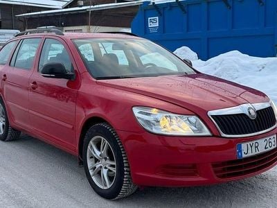Begagnad Skoda Octavia 105 HK (77 kW) 2010 Kombi