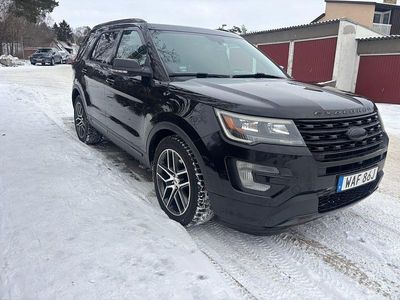 Begagnad 2016 Ford Explorer SUV | 210 000 kr