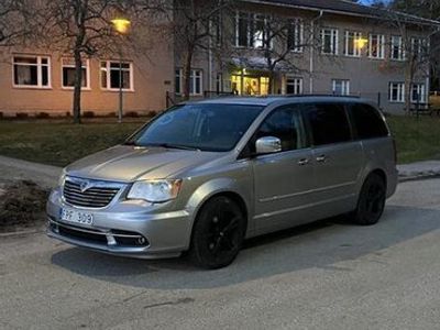 begagnad Lancia Voyager 3.6 V6 VVT LX Euro 5